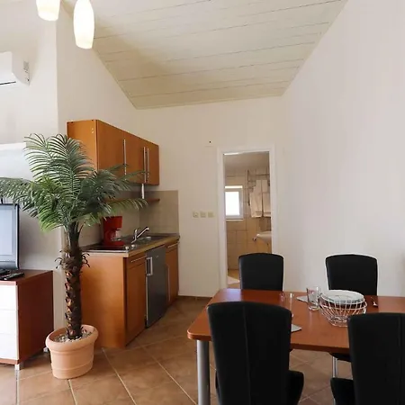 Appartement In Vir/insel 39477 Vir